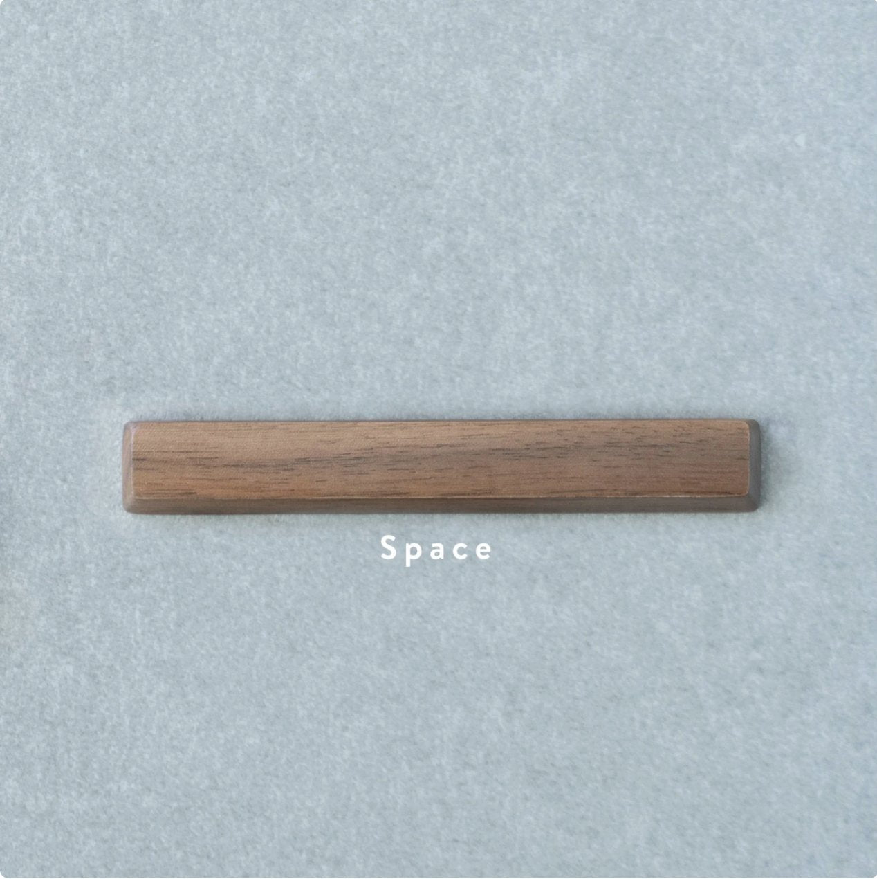 black-walnut-wood-keycaps-spacebar-2