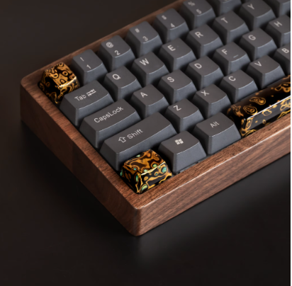 Lacquer Wood Keycap｜ High-quality manual OEM keycaps made of Chinese lacquer and comfortable to touch. Including Esc, Ctrl, and Spacebar.